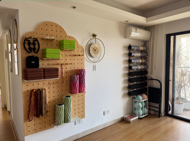 Home Gym Yoga Studio - Wooden Yoga Mat Holder Wall Mount